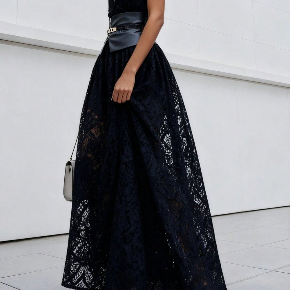 Black Elegant Women's Sexy Sleeveless Lace Front Cutout Maxi Dress - Picture 3 of 7